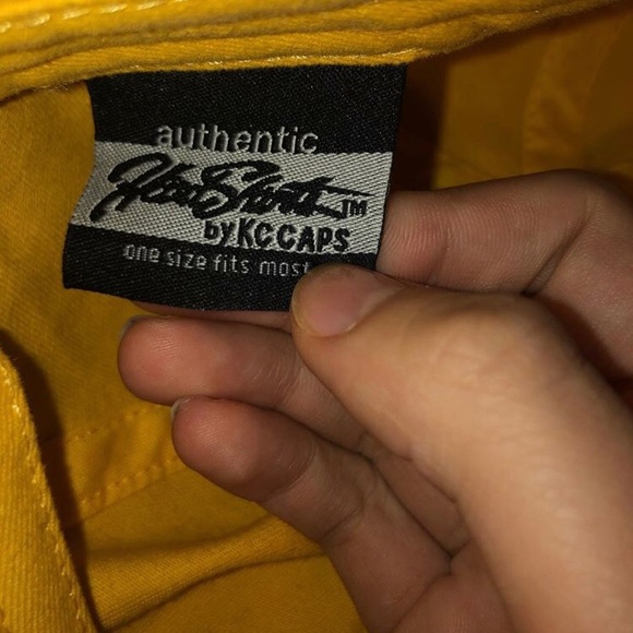 Billie Eilish Blosh Mustard Yellow Cap - Picture 3 of 3